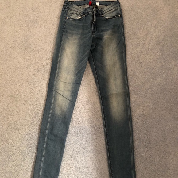 H&M jeans - Picture 1 of 4